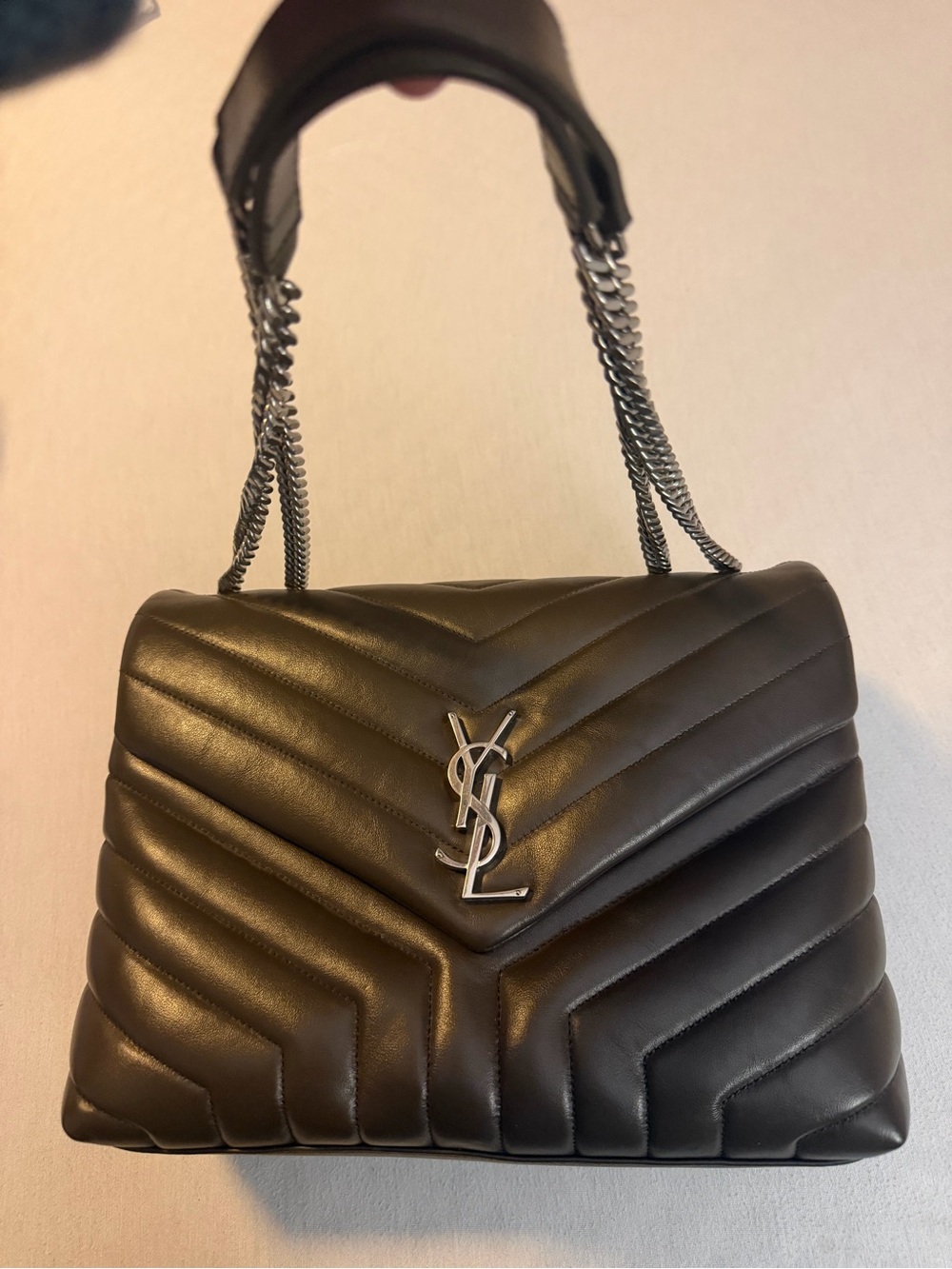 Saint Laurent Loulou puffer bag. - Picture 3 of 6